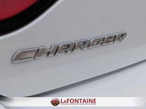 Used 2019 Dodge Charger Police w/ Street Appearance Group RWD image 9