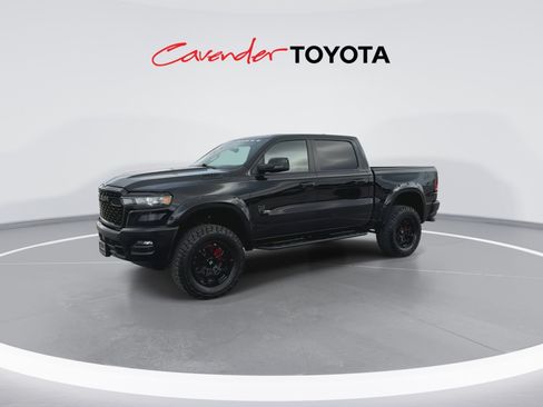Used 2025 RAM 1500 Big Horn AWD/4WD image 4