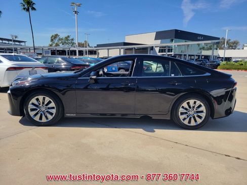 Certified 2022 Toyota Mirai XLE w/ Advanced Technology Package image 6