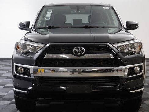 Used 2017 Toyota 4Runner Limited image 22