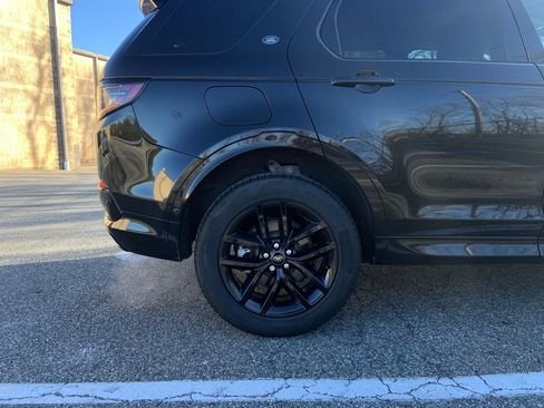 Certified 2025 Land Rover Discovery Sport S image 12