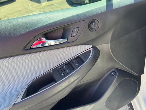 Used 2019 Chevrolet Cruze LS w/ LS Convenience Package image 11