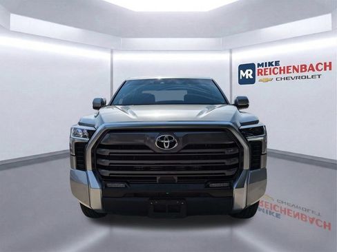 Used 2024 Toyota Tundra Limited AWD/4WD image 11
