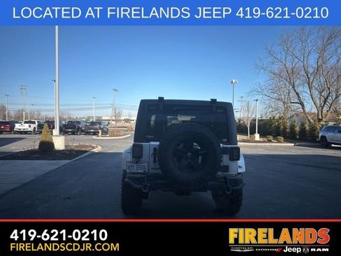 Used 2012 Jeep Wrangler Unlimited Rubicon image 21