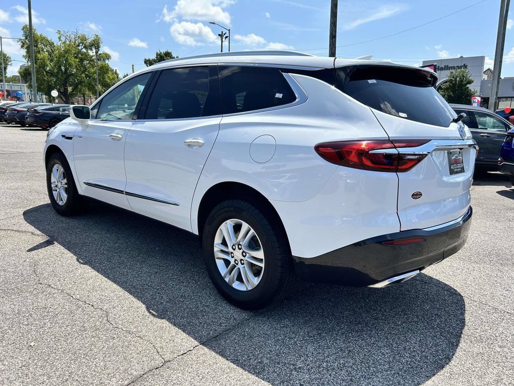 Used 2019 Buick Enclave Essence FWD image 4