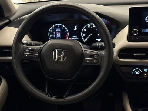 Certified 2025 Honda HR-V LX image 14