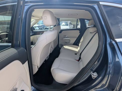 Certified 2023 Mercedes-Benz GLA 250 4MATIC image 25