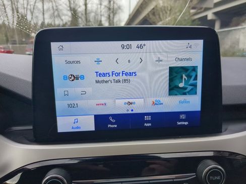 Used 2020 Ford Escape SE image 15