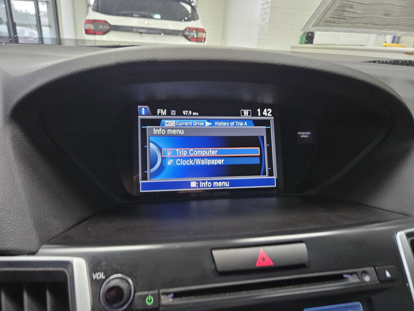 Used 2016 Acura TLX FWD image 23