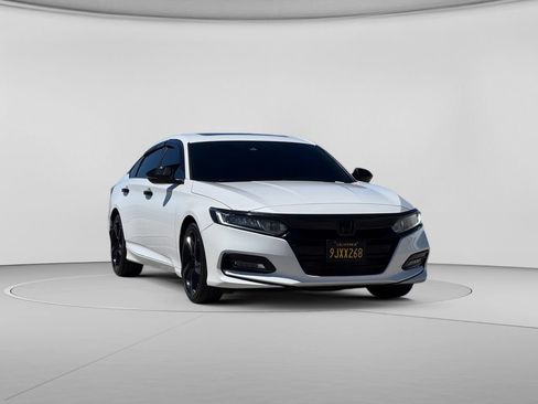 Used 2019 Honda Accord Sport image 4