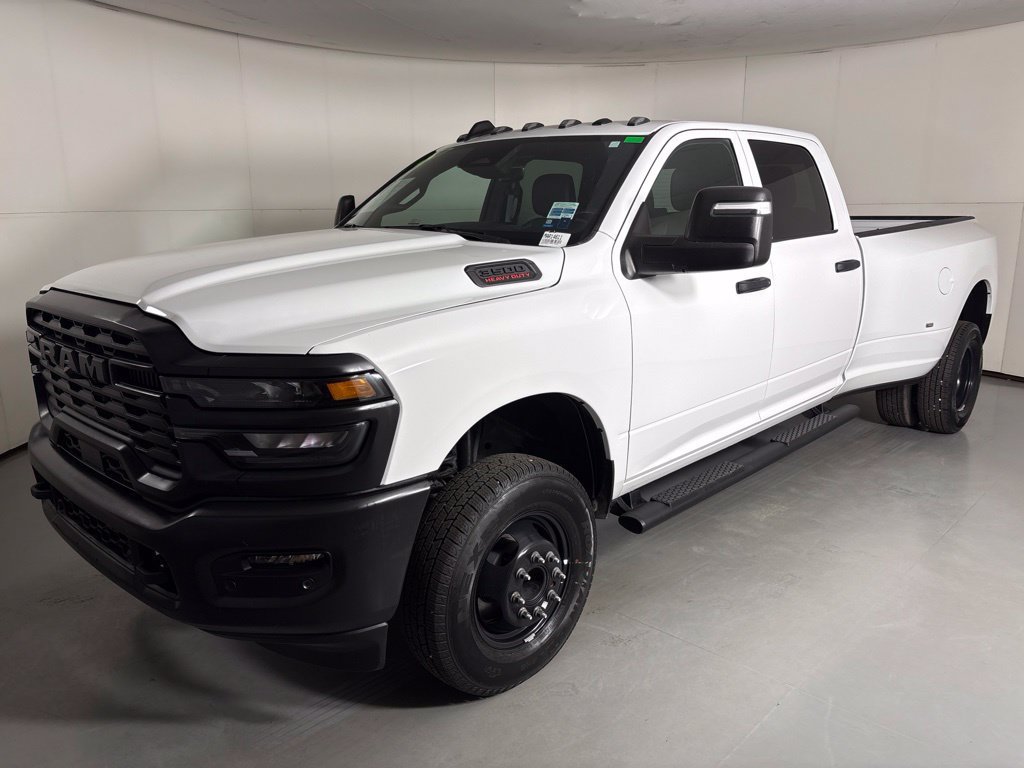 Used 2025 RAM 3500 Tradesman AWD/4WD image 4