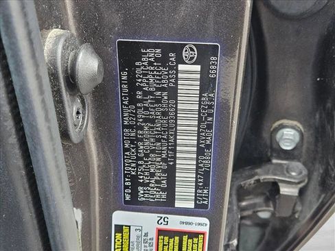 Used 2020 Toyota Camry XLE image 22