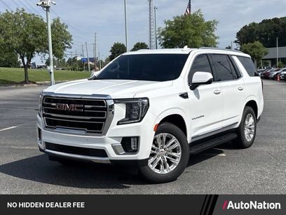 Used 2024 GMC Yukon SLT w/ SLT Luxury Package