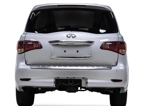 Used 2017 INFINITI QX80 4WD w/ Driver Assistance Package image 8