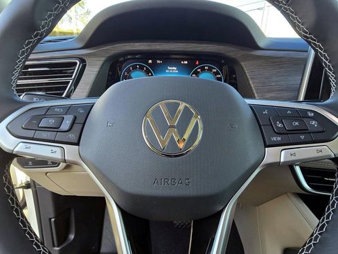 New 2026 Volkswagen Atlas SEL AWD/4WD image 13