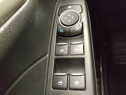 Used 2021 Ford Escape SE image 27