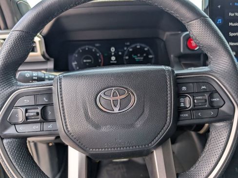 Used 2025 Toyota Tacoma TRD Sport w/ TRD Sport Upgrade Package AWD/4WD image 21