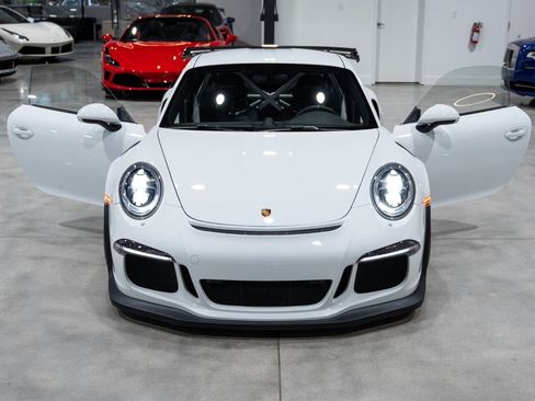 Used 2016 Porsche 911 GT3 RS image 36