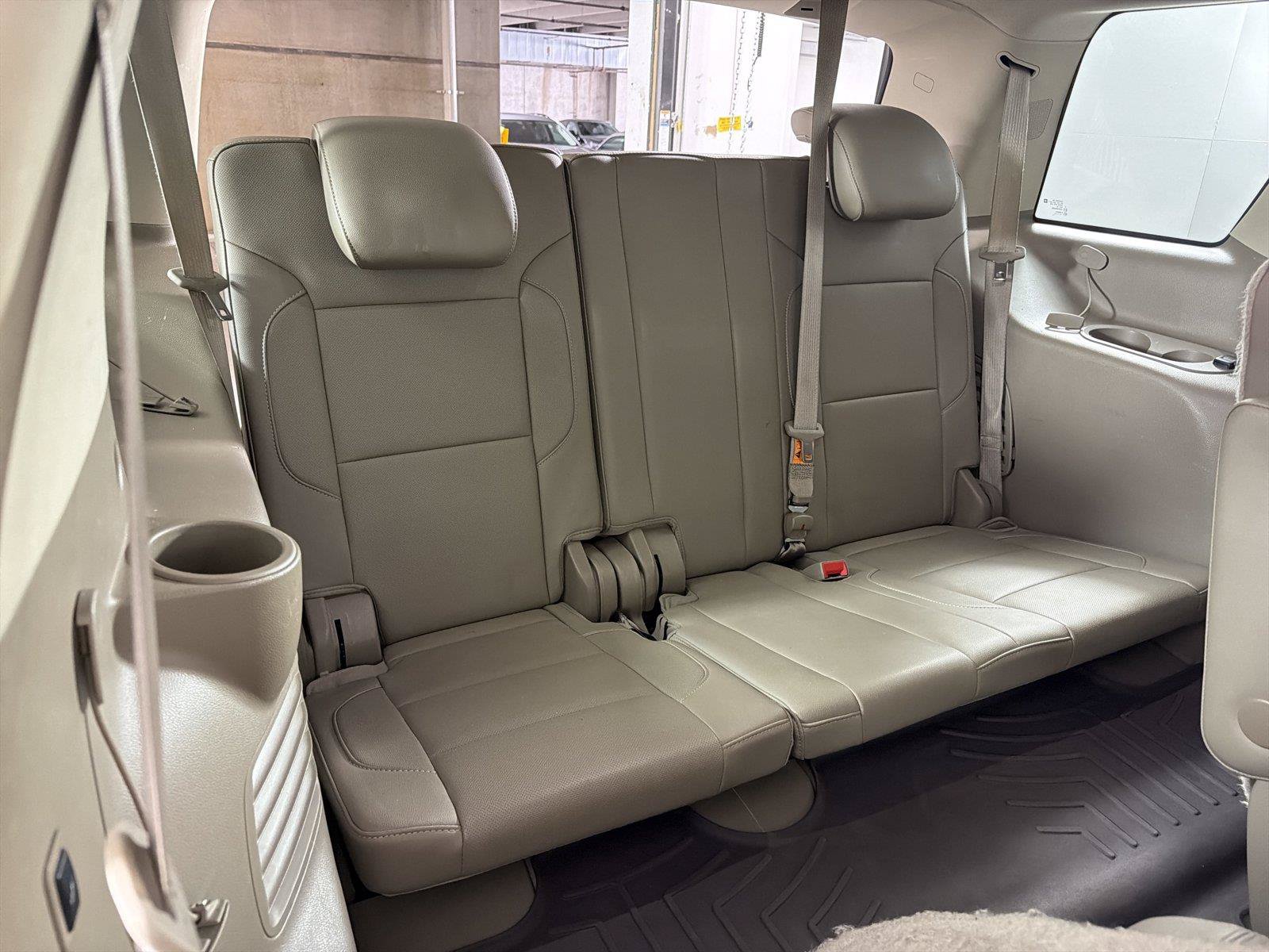 Used 2015 Chevrolet Tahoe LTZ RWD image 12