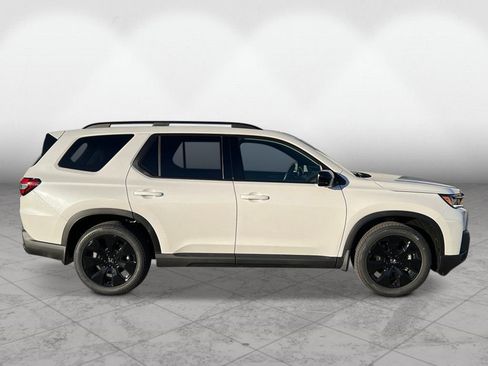 New 2026 Honda Pilot Black Edition image 6