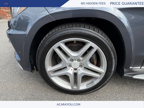 Used 2015 Mercedes-Benz GL 550 4MATIC image 24