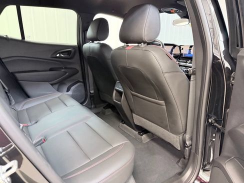Used 2025 Chevrolet Trax RS w/ Driver Confidence Package FWD image 29
