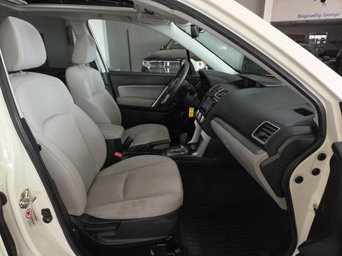 Used 2018 Subaru Forester 2.5i Premium AWD/4WD image 27