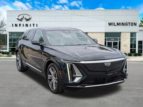 Used 2024 Cadillac Lyriq Luxury RWD image 1