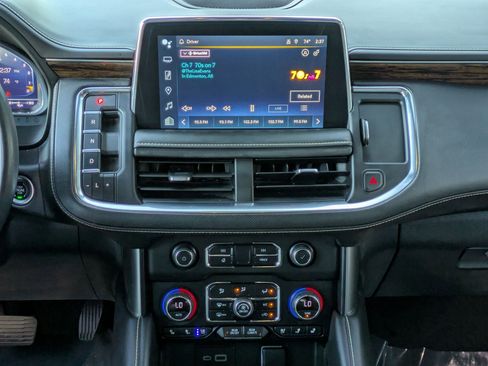 Certified 2023 Chevrolet Suburban Premier image 18