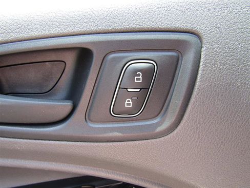 Used 2020 Ford Transit Connect XL image 10