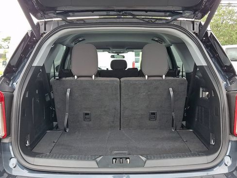 Certified 2023 Ford Explorer XLT AWD/4WD image 29