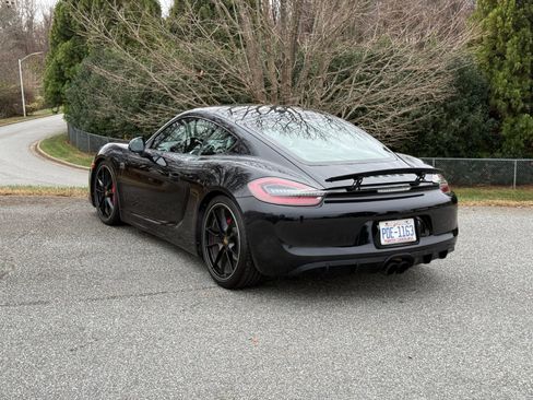 Certified 2015 Porsche Cayman GTS image 3