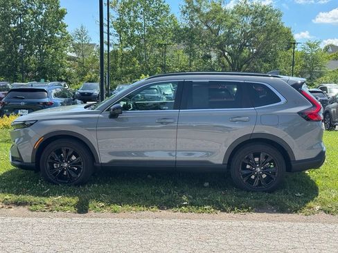 Used 2025 Honda CR-V Sport Touring image 2