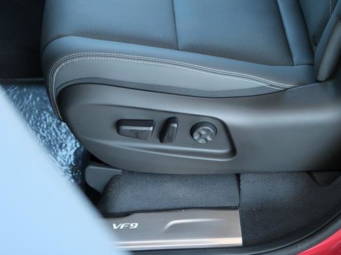 New 2024 VinFast VF 9 Plus AWD/4WD image 18