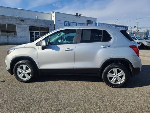 Used 2022 Chevrolet Trax LS w/ Tint and Cruise Package image 2
