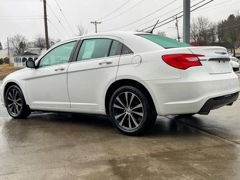 Used 2014 Chrysler 200 Touring w/ 200 S Group FWD image 4