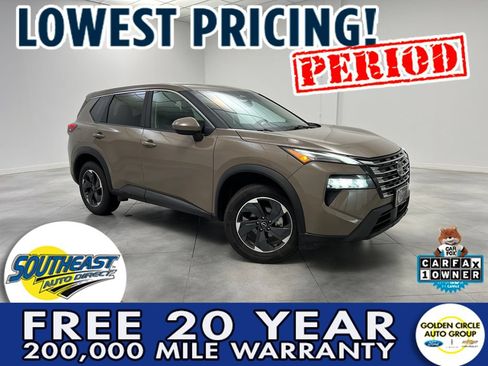Used 2025 Nissan Rogue SV AWD/4WD image 1