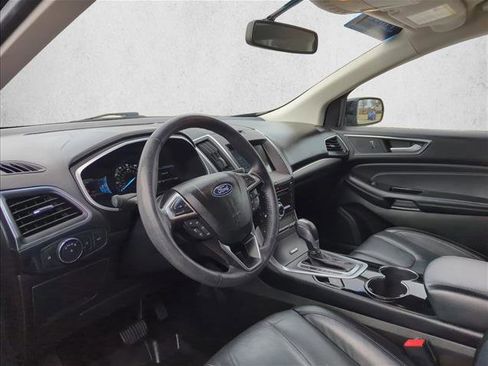Certified 2018 Ford Edge Titanium w/ Technology Package image 8