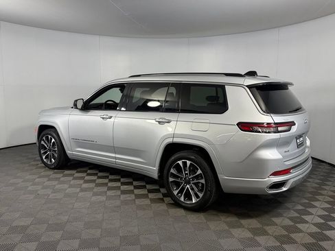 Used 2023 Jeep Grand Cherokee L Overland AWD/4WD image 10