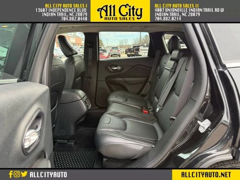 Used 2014 Jeep Cherokee Limited image 11