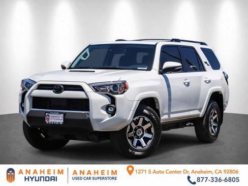 Used 2024 Toyota 4Runner TRD Off-Road Premium w/ Moonroof Package AWD/4WD image 1
