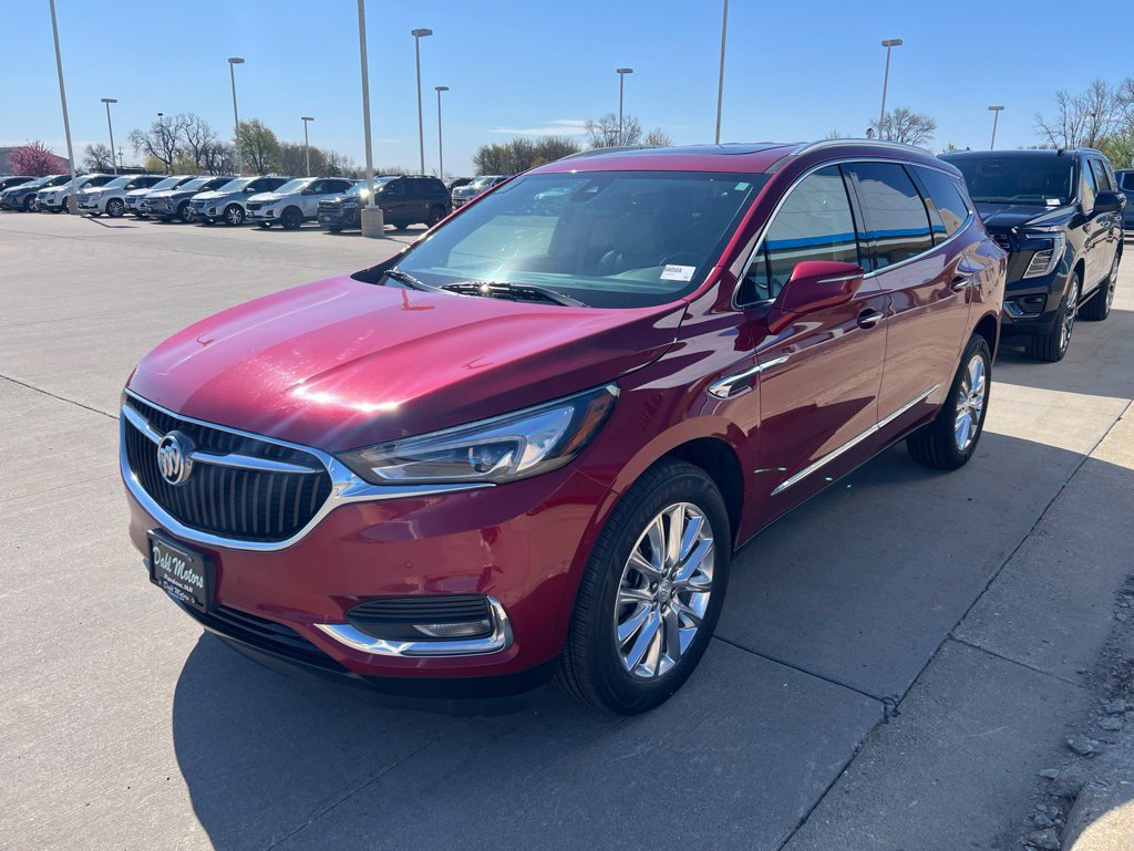 Used 2021 Buick Enclave Premium w/ Sun and Sites Package AWD/4WD image 3