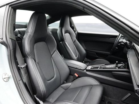 Certified 2025 Porsche 911 Carrera GTS RWD image 14