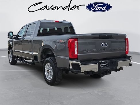 Used 2024 Ford F250 XLT image 7