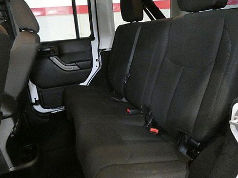 Used 2018 Jeep Wrangler Unlimited Sport S AWD/4WD image 20