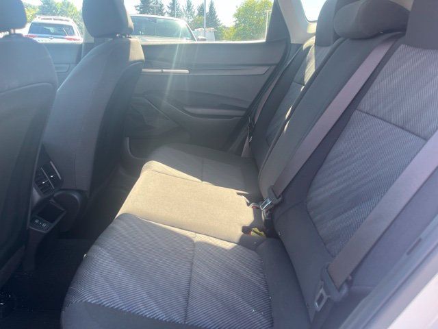 Used 2025 Kia Seltos LX AWD/4WD image 10