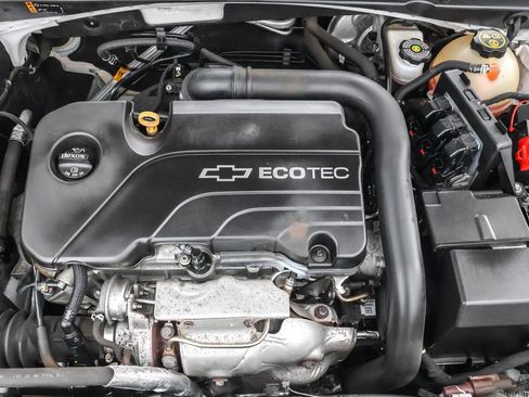 Used 2017 Chevrolet Malibu LS image 39