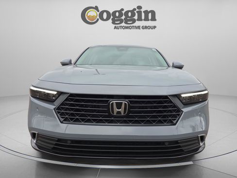 New 2026 Honda Accord Touring image 2