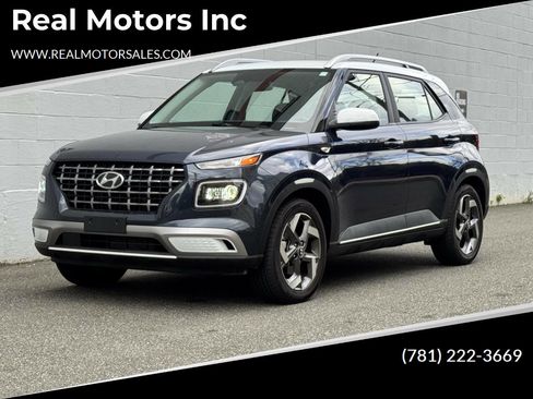 Used 2023 Hyundai Venue Limited w/ Cargo Package image 1