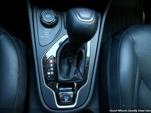 Used 2019 Jeep Cherokee Limited AWD/4WD image 33